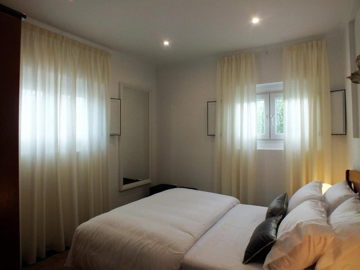 Casal Dos Patos Hotel Lourinhã Esterno foto